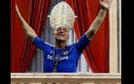 'Nhàn cư vi bất thiện,' Terry thành ... Giáo Hoàng