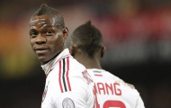 Balotelli 'tung bom' vào báo chí Anh