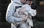 Messi khéo chăm con