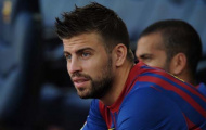 Adriano chấn thương, Barca đòi Pique trở lại