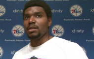 Andrew Bynum nghỉ đến hết mùa vì phẫu thuật đầu gối