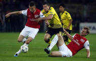 Cả Koscielny và Mertesacker đều muốn gắn bó lâu dài với Pháo Thủ