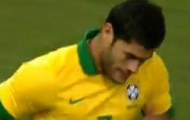 Video: Pha rê hụt bóng ngớ ngẩn của Hulk