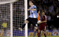 Messi sắp vượt mặt “cậu bé vàng” Maradona