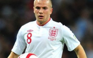 Video: Pha xử lý bóng hài hước của Tom Cleverley v Montenegro