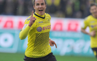 M.U cần Goetze chứ không phải Garay