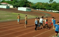 VĐV điền kinh đuổi bắt trộm trong Đại học TDTT TP HCM