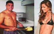 Ronaldo cởi trần nấu ăn cho tình nhân