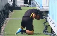 Vdieo: Gotze tè bậy trên sân của Malaga