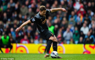 Rodgers tiết lộ Liverpool đã dọn sẵn 'siêu hợp đồng' cho Gerrard