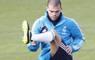 Mourinho phải thay đổi danh sách thi đấu vì Pepe