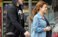 Rooney chỉ tiêu 1 ngày 250 bảng Anh?
