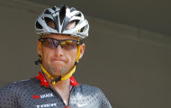 Lance Armstrong bán nhà sống qua ngày