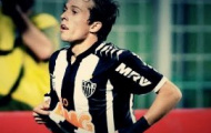 Video: Chiêm ngưỡng tài năng đặc biệt của Bernard (Atlético Mineiro)