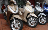 Honda Lead 125 tăng giá nhẹ ở Hà Nội