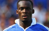 Video: Bàn thắng tuyệt đẹp của Michael Essien trước Arsenal