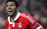 Real Madrid “nẫng” Garay trước mắt M.U?