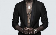 Bộ ảnh mới nhất của Super Mario: Balotelli cực bảnh bên tình mới