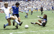 Thử giải mã những khoảnh khắc thiên tài trong bóng đá
