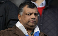 Tony Fernandes gặp hạn với QPR