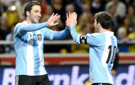 Barca đi tìm “số 9”: Higuain, tại sao không?