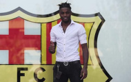 HLV Wenger phủ nhận điều khoản mua lại Alex Song