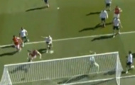 Video Premier League: Per Mertesacker đánh đầu cận thành mở tỉ số cho Arsenal vs Fulham