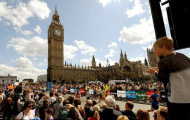 37.000 CĐV, VĐV không bỏ London marathon