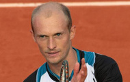 Davydenko thẳng tiến vào vòng 2 Barcelona Open