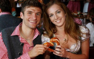 Thomas Mueller vẫn chờ một đám cưới