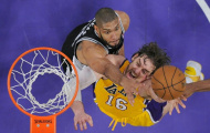 Tổng hợp ngày thứ bảy Play-off NBA: Celtics, Lakers sắp 'ra đi'