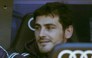 Khẩu hình Iker Casillas: “Toàn chân gỗ”