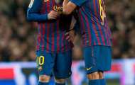 Xavi chửi đàn em trên sân