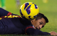 Arsenal ngậm ngùi tậu 'hàng thải' Barca