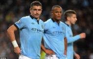 Kolarov cân nhắc tương lại tại Etihad