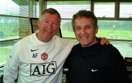 Chuyện thật như đùa: Fan cuồng lập 'miếu thờ' Sir Alex