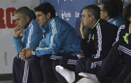 Mourinho chúc mừng chức vô địch của Barca