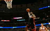 Video Play-off NBA: Pha lên rổ dũng mãnh của LeBron James (Miami Heat) vs Chicago Bulls