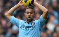 Man City ‘tặng quà’ cho Clichy