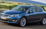 Dòng Astra được trang bị động cơ xăng 1.6 SIDI mới
