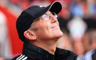 Tony Pulis từ giã sau 7 năm làm mưa làm gió cùng Stoke