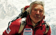80 tuổi vẫn chinh phục đỉnh Everest