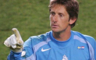 Van der Sar ủng hộ Bayern vì có Robben