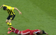 Video: Pha chơi xấu thô thiển của Lewandowski