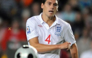 Barry chỉ là Ferdinand “phẩy”, Scholes “phẩy”