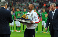 Ashley Cole bị ‘ném đá’ vì bỏ họp báo cùng tuyển Anh