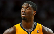 Trung phong Roy Hibbert của Indiana Pacers dính 'vạ miệng'