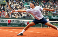 Federer đánh bại Gilles Simon để lọt vào tứ kết: FedEx & 900 nụ cười