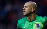 M.U mua lại Tim Howard?
