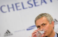 Mourinho ám chỉ Chelsea trắng tay mùa tới